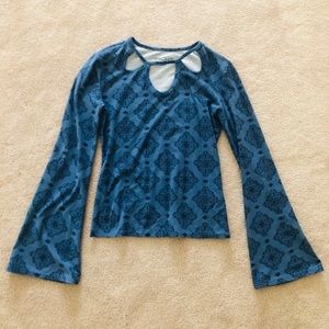 Blue Bell Sleeve Top